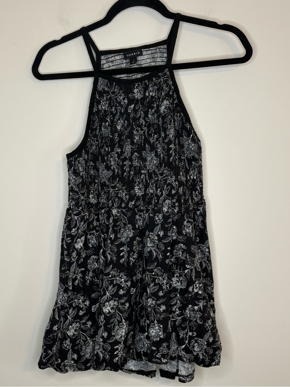 torrid Black Floral Smocked Halter Tank Top Cami Size 1X